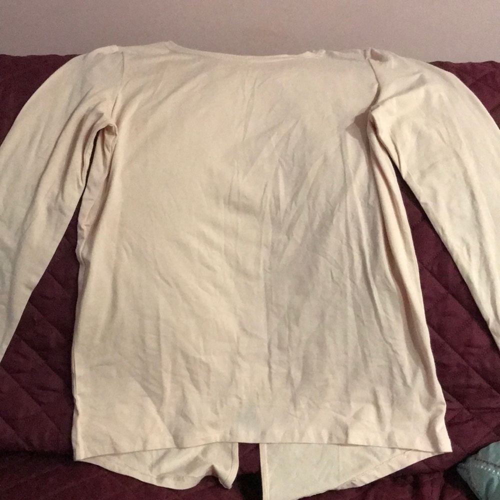 AnyBody long sleeve shirt with slit in back.color :peach